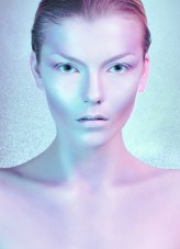 wildfox mod: Nela Kręglicka
makeup: Joanna Skiba