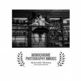 MariuszWroblewski Wyróżnienie w konkursie:
Monochrome Photography Awards 2019
Kategoria: NUDE

https://monoawards.com/winners-gallery/monochrome-awards-2019/professional/nude/hm/10804