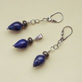 myosthis krople lapis lazuli
oponki pirytu
oksydowane srebro
długość kolczyków ok. 6cm
długość wisiorka ok. 3,5cm