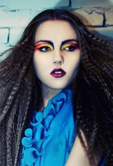 twiggy25 Styling, MakeUp & Hair by Adriana Kubieniec AD ARTIST

Ubranie (projekt sukienki) + dodatki: własność Adriana Kubieniec AD ARTIST