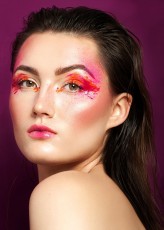 Karolina-makeup Modelka: Sylwia Grębowska
Publikacja: Scorpio Jin Magazine v. 43 