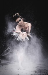 zan125 Modelka Julia Serafin - Black Swan
sesja realizowana w plenerze z udziałem mąki