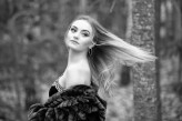 FotografiaStudioPlener mua: Natural Beauty Make-up
dress: Kristina Polakevych
coat: Non Tess
org: Bokeh Lovers - Plenery Fotograficzne
