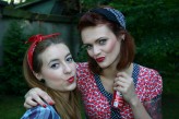 Make8up pin-up