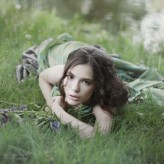 caty                             sukienki projektowane przez Izę Kuleszę
fryzury - ladny            