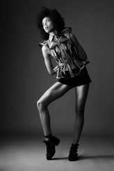 alesanaa Modeka: Domingas Santana Antonio
Makijaż: Delfina Kardaś Kotlicka
Projektantka: Kinga Korbalewska