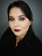 Karolinabragiel_makeupartist            