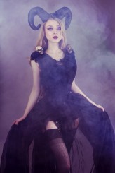 _absentia_ Rogi i suknia: https://www.facebook.com/fascynatory.veil