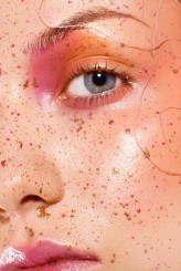 melii_wil Fresh & Pink Explosion dla GLOW Mag



Fotograf/Retuszer: Natalia Mrowiec

Modelka: Anna Kubaczka

Make-up artist: Pamela Wilczynska