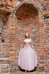 MK-Foto Paulina. Sesja w ruinach pałacu.