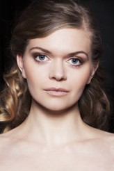 freemodest modelka: Justyna Mazurkiewicz
make up: Roma Świątek
