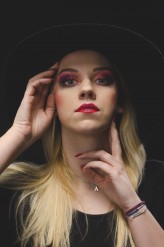 Cwieq_makeup                             Modelka: Paulina
Fot. Marian            