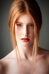 PatrykNadolny Photographer: Daniel Ujazdowski
Model: Julia Rak
Hair+Make-Up: Patryk Nadolny