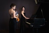 natalkiena Maria i Magdalena, dwie piękne kobiety które połączyła miłość do muzyki:) 
