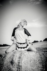 Crazy Fot https://www.instagram.com/ilona_niemiec_photography?igsh=MWloYzFtbGxuOWQ4ZA==