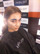 bjutas                             Fashion Philosophy Fashion Week Poland

Backstage            