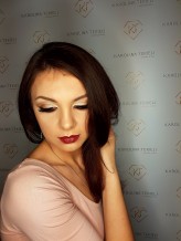 KarolinaTekieliMakeup mod: Evgenya Kozlovskaya

makijaż GLOW