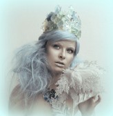 noir_soleil                             Ice Queen

MUA makeup artist ice queen makeup crown snow wig cold frozen            