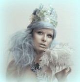 noir_soleil Ice Queen

MUA makeup artist ice queen makeup crown snow wig cold frozen