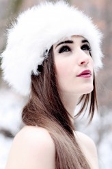 essense girl, snow