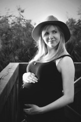 Nataria Portret z sesji ciążowej w czarno-białej odsłonie :) 
