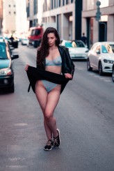 Borys94 Modelka: Decent Woman