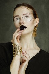 Karolinaorzechowskafotograf Model: Blous / Natalia Michalewska

MUA: Ewa Terech

Stylization: Ewa Terech & me