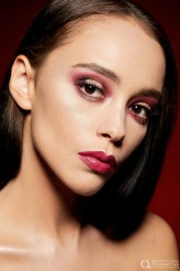 bonitaa Make Up: Adrianna Mieszczak
Fot: Emil Kołodziej 
Szkoła Wizażu i Stylizacji Artystyczna Alternatywa