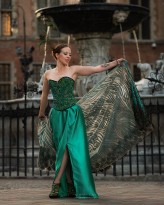 Ruda_Wiedzma No to jeszcze przed zamknięciem MM:

Zdjęcia w sukni mojego pomysłu i wykonania. 

Tak, włosów czerwonych już nie ma :) 

Suknia do zdobycia!

Focił nieoceniony Marek Stan.