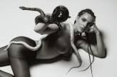 Nela19 Snake B&W