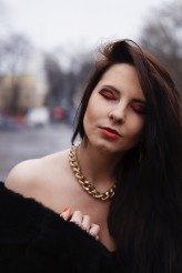 redlacevelvet Modelka: Weronika Ryczkowska
Fotograf: Zuzanna Skiba
MUA & Stylist: Red Lace Velvet