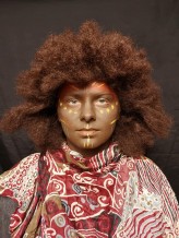 saralaska Charakteryzacja : Makijaż etniczny wykonany podczas zajęć w Magnus Film.
Miał na celu odwzorowanie "prawdziwego" makijażu etnicznego wykonanego przy pomocy rąk, patyków. 
Modelką jest koleżanka po fachu: Marta Kostrzewa (Marcioch
