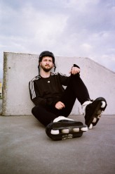 FotografNiezobowiazujacy                             Hubert
Analog Nikon L35AF, Ilford Ilfocolor 400            