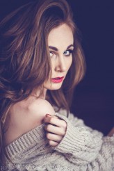 KatRad 
Modelka: Apis Mellifera (maripossa)
Makijaż: Kasia Vel Kazik
FotoL Joanna Pawlikowska Photography
