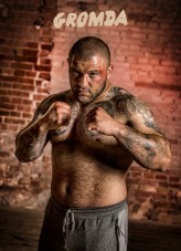 Paulnajman Heavyweight Fighter (20-0)

GROMDA Fight Club: Walki na gołe pięści
www.GROMDA.com