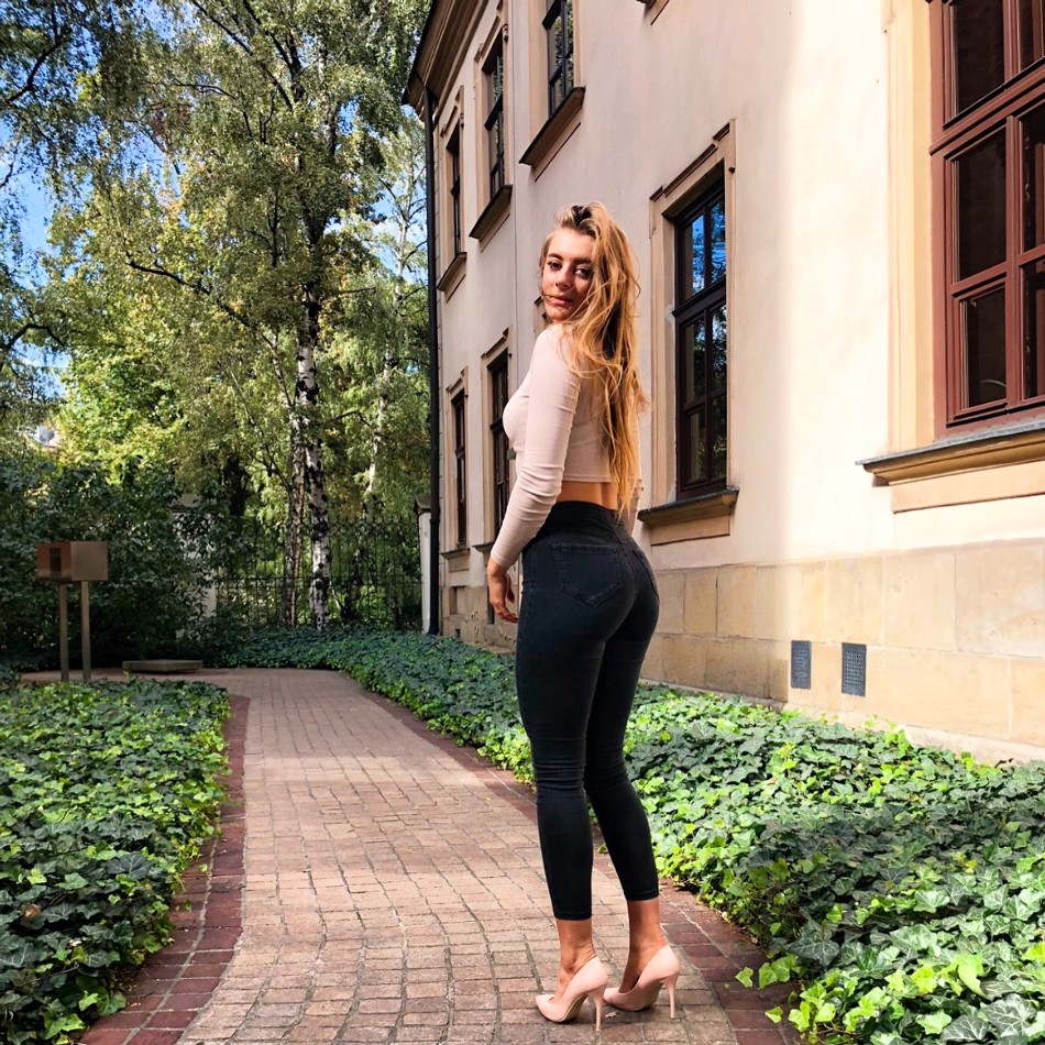 queencaroline