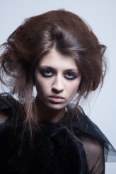 BB_makeup                             modelka:Dominika Marszalik
stylizacja: Eliza Łazarczyk
hair:Jakub Ziemirski
fot: Emil Kołodziej - Quattro Studio            