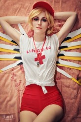 Kaori034                             Lifeguard Mercy cosplay             