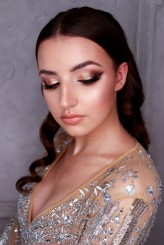 AnnaLojniewskaMakeupArtist                             ślubiaki <3  
            