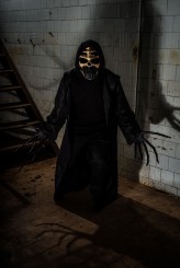 Inlensitive                             Model: Jakub            