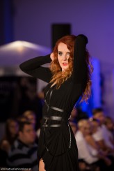 Broken_Amber                             @Alternative Fashion Show
Dress with harness: Askasu
Photo: Jakub Wrong (That Guy Who)            