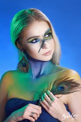 BIELEC_art_foto studio: https://www.facebook.com/BIELECart/

modelka: https://www.facebook.com/hurtwish.model/

MUA: https://www.facebook.com/Mia.Make.Up.Artist/