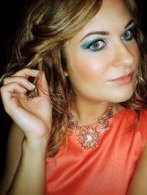 Makeupsession http://paulina-makeupsession.blogspot.com/ :))