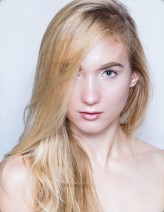 MUA_Kate Model: Karolina
Hair/Makeup/Photo: Me