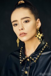 bonitaa Make Up: Klaudia Rzadkosz
Fot: Emil Kołodziej
Szkoła Wizażu i Stylizacji Artystyczna Alternatywa