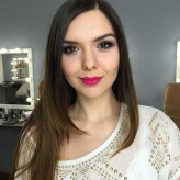 LifeInColor-MegMakeUp                             Modelka : Justyna
makijaż glamour - Ja

( zdjęcia wykonane telefonem- przed sesją zdjęciową)             