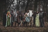 Fanzlohvonobzyldz Sojusz elfów, ludzi  i krasnoludów.
The return of the Fellowship of the Ring - Powrót Bractwa Śródziemia

