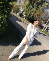 justii_n Backstage z oficjalnej sesji Miss Polski 2019
Garnitur od Violi Piekut