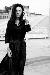 desdemonadeville                             Antwerpia, Belgia

IG:
@desdemonadeville
@rimma_photoo            