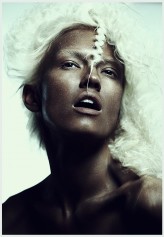 vavphoto photographer: Artur Verkhovetskyi make-up: Irina Tretyak hair: Victoria Volynets models: PM Management